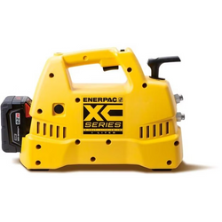 ENERPAC - Cordless Pump Kit, 1l, 4/3 Man. Valve, 115v Charger