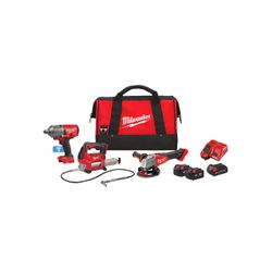MILWAUKEE - 1xm18onefhiwf34, 1xm18gg, 1xm18fsag125x, 2x M18b5, 1xm18b2, 1xm12